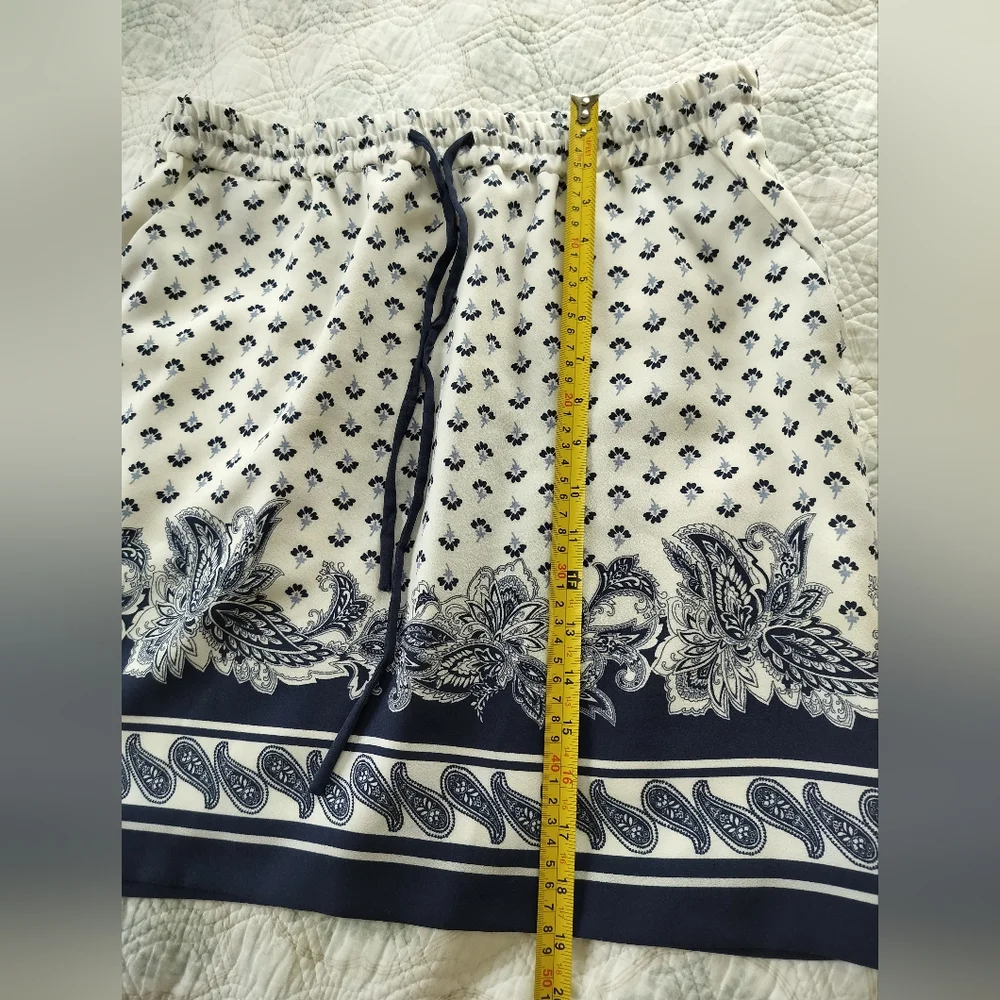 Ann Taylor Skirt Women's - Picture 6 of 7